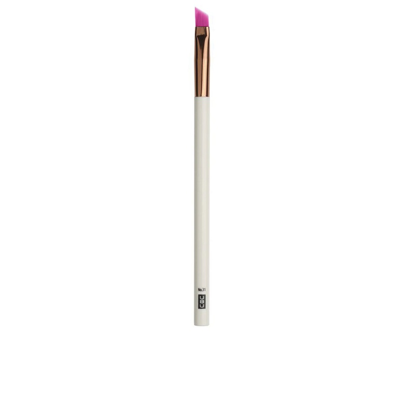 Urban Beauty United Drama Queen Beveled Eye Brush