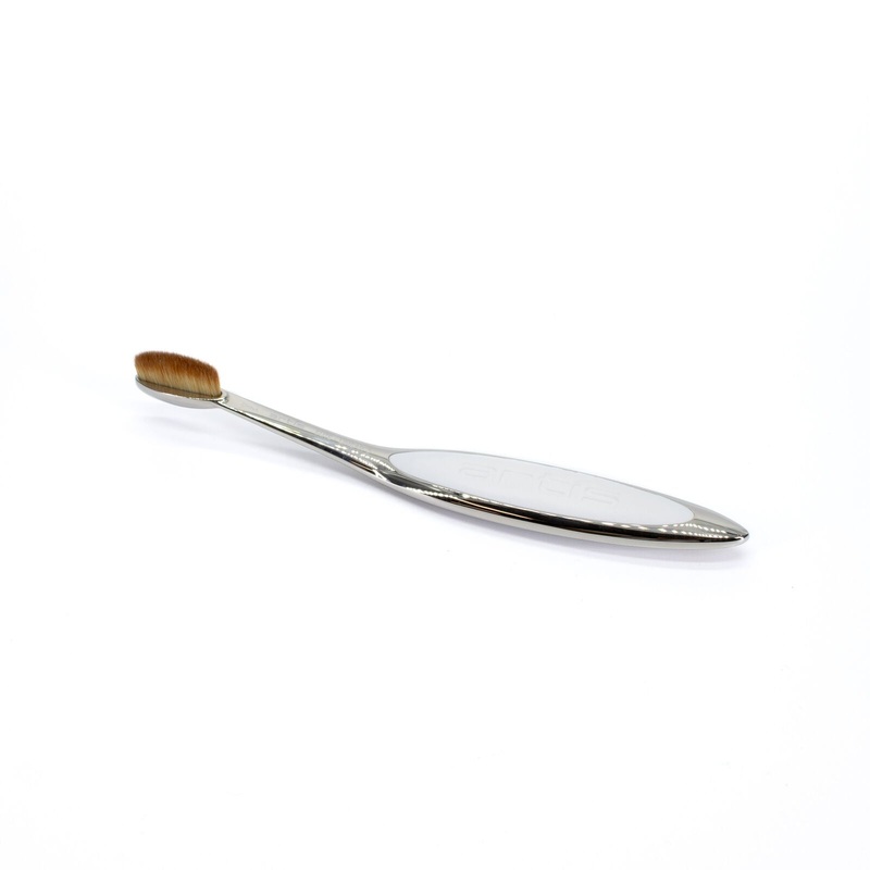 artis Elite Finish Linear 3 Brush – New